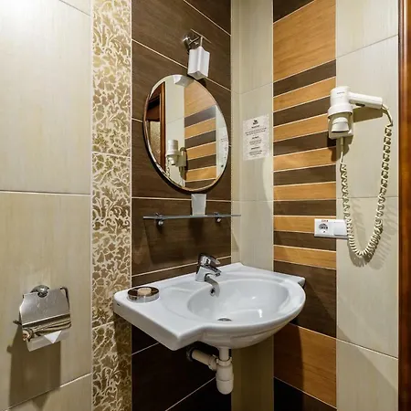 Hotel Status