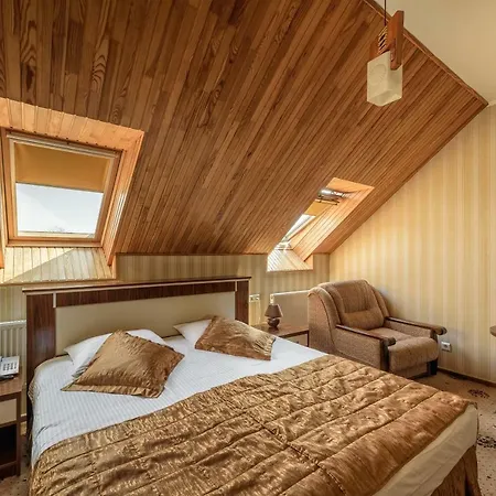 Hotell Status Malekhuv